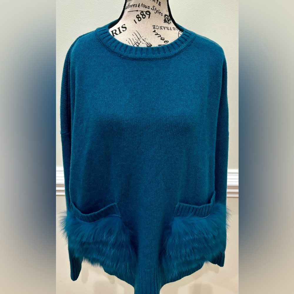 Bruno Carlo fur pocket pullover M/L NWT